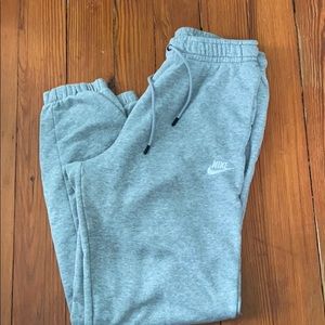 Nike women’s sweatpants